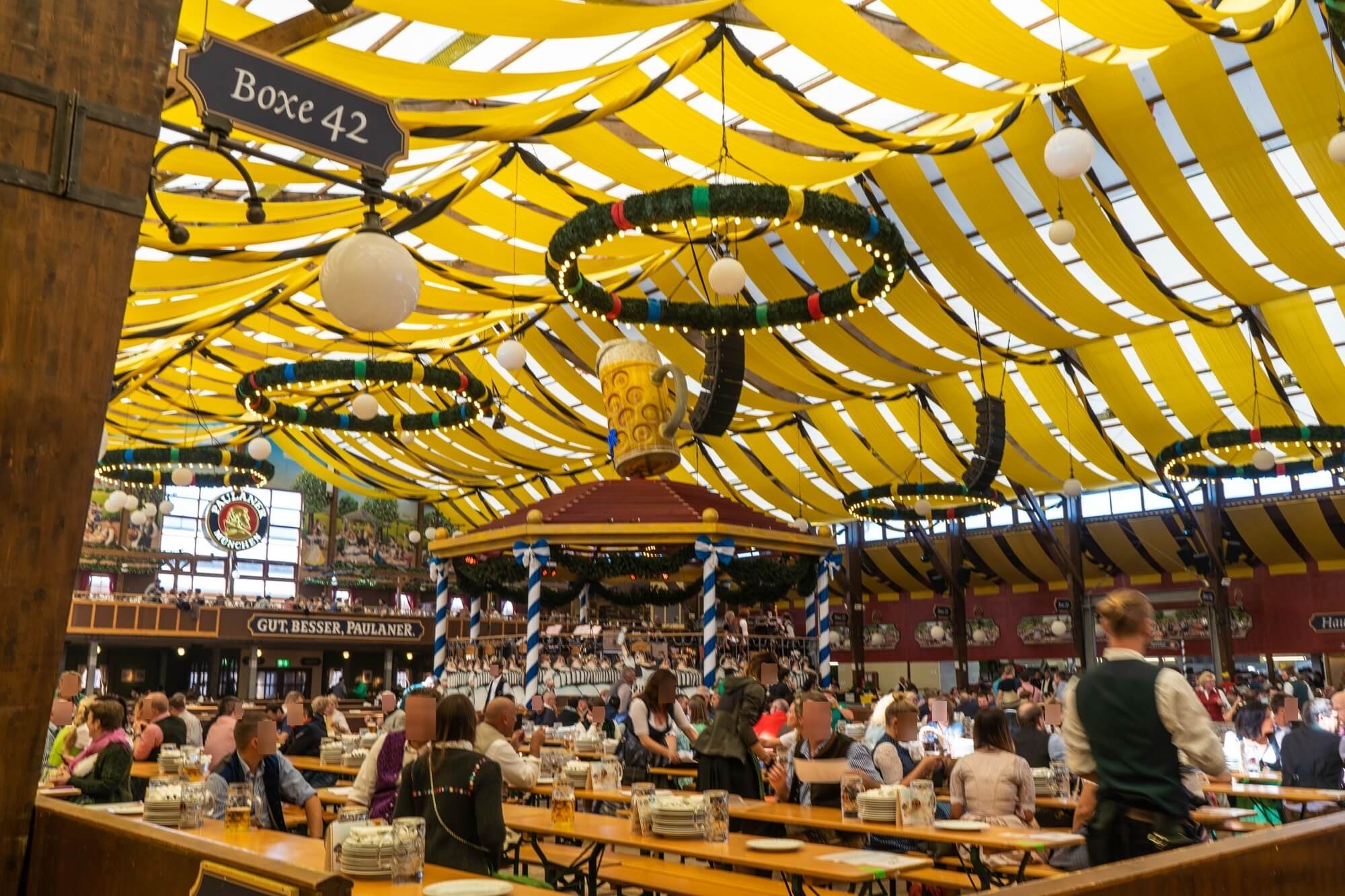 Paulaner Festzelt Oktoberfest Tent Guide: Reservations, Photos & More ...